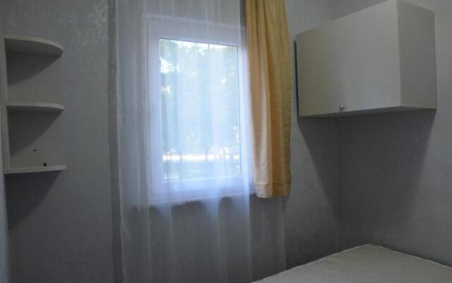 Hostel California