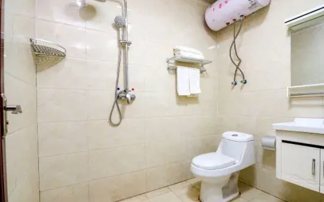 Xinzheng Hanfei Hotel (Golden Avenue store)