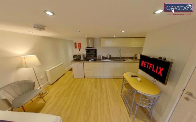 Cosy Escape - Studio Apartment in Coventry City Centre