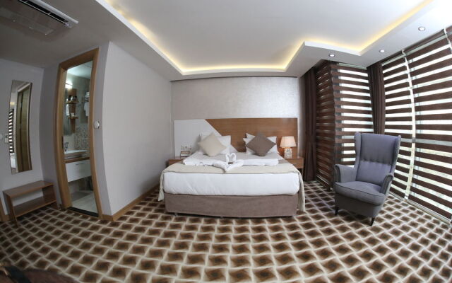Hotel Way