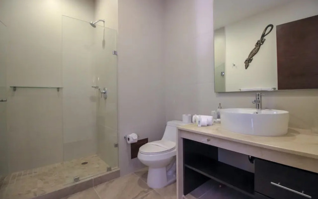 Family 2 Bedrooms Condo with Balcony and Pool Facilities