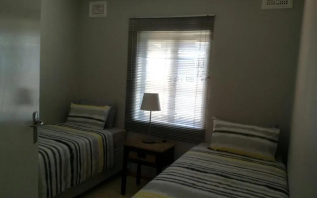 The Crescent Guesthouse on Waterfall