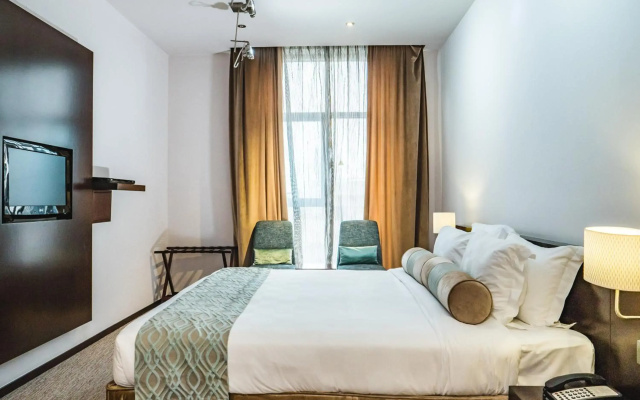 Signature Hotel Apartments & Spa
