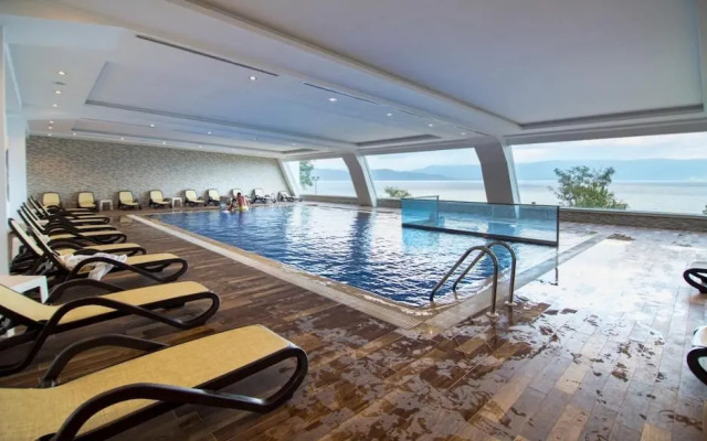 Hotel Izgrev Spa & Aqua Park