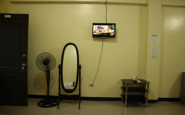 Anniesville Condotel