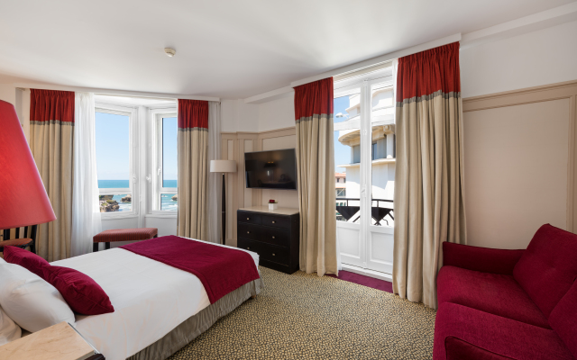 Hotel Plaza Biarritz Plage - Handwritten Collection