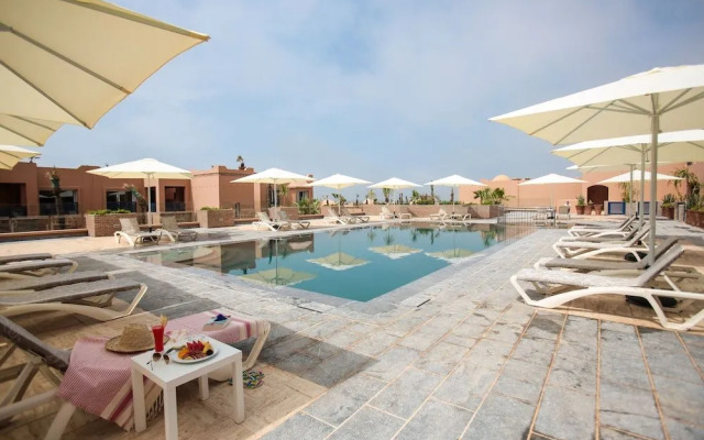 Aparthotel By Paradis Plage