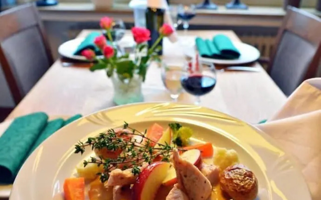 Hotel Restaurant Haus Dumicketal