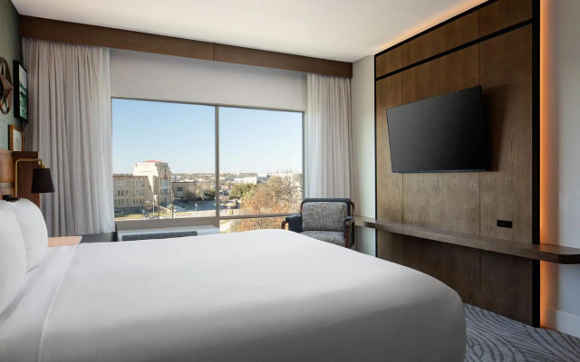 Sol Cypress San Antonio; Marriott Tribute Portfolio