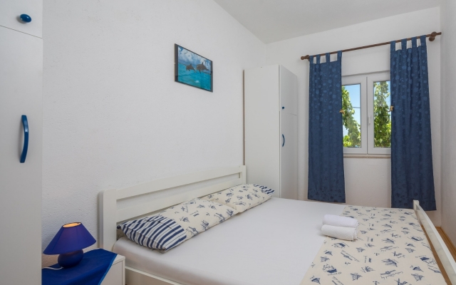 Holiday house Villa Ante - with pool: Rogac, Island Solta