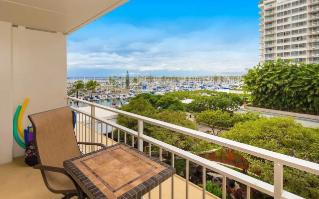 Ilikai 427 - Studio Condo