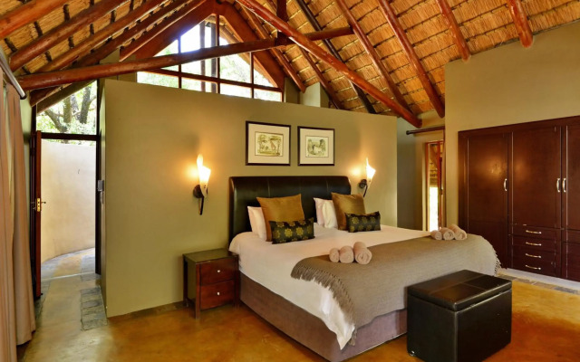 Black Rhino Game Lodge