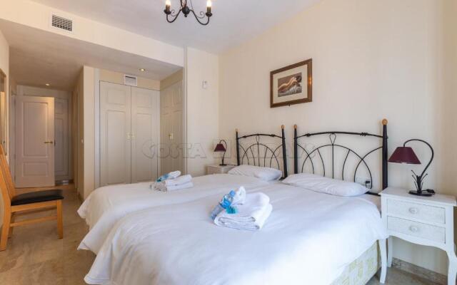 Marina Real 425
