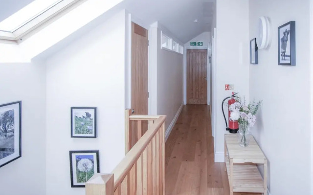 The Chaffhouse - 4 Bedroom - Llangenith