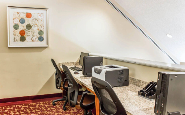 Comfort Inn Fayetteville near Fort Bragg