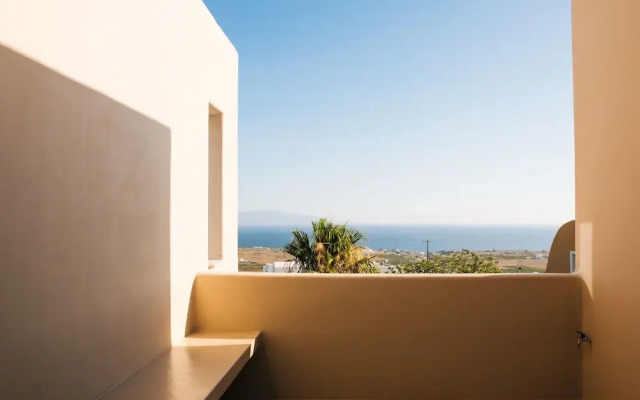 Pink Freud Villas Santorini