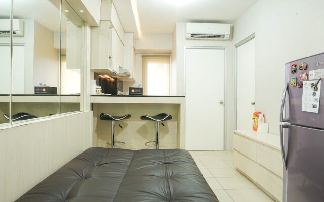 2BR near Baywalk Pluit Mall at Green Bay Apartment