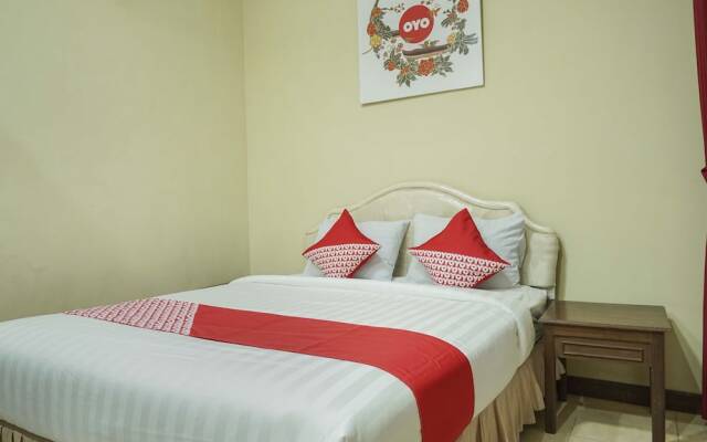 OYO 804 Ndalem Maharani Guest House