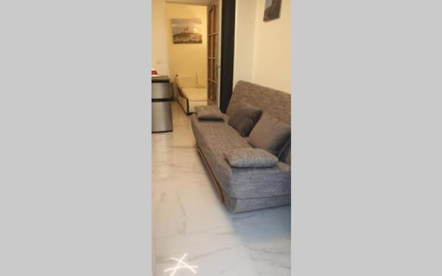 Studio Entre Vallee Colline Et Soleil Marseillais