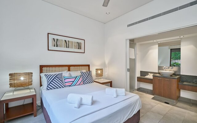Private Sea Temple Apartment 120