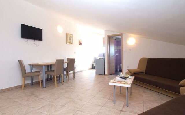 Apartments Dario 1480