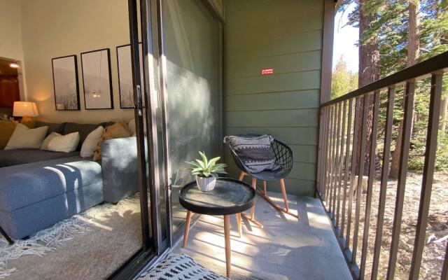 St. Anton Getaway - Shared Bbq, Pool & Hot Tub