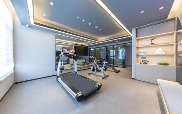 Atour Hotel  of  Chongqing Middle Road  North Railway  Station