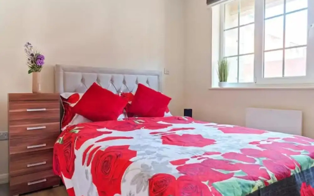 Leicester1br-wifi-modernapt-kitchen-sleeps2