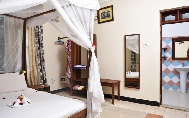 Mnarani Beach Cottages