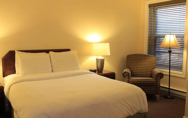 Washington Plaza Apartments