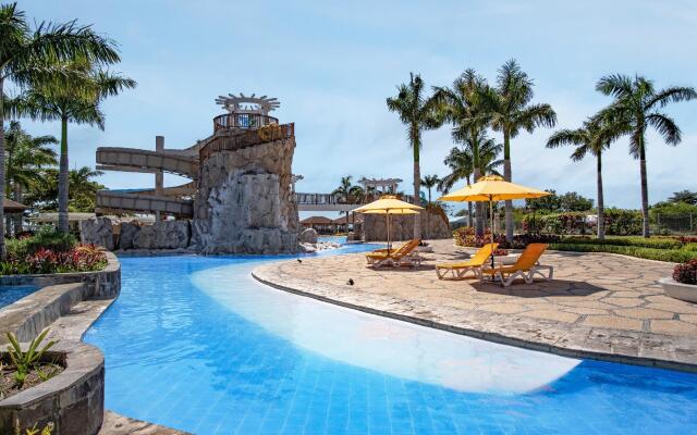 Crusoe Cabins Casobe