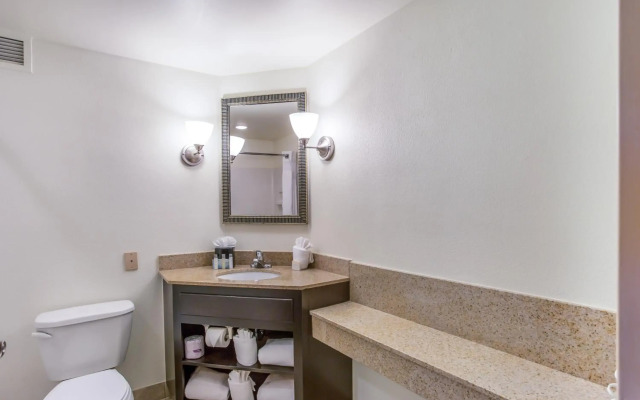 Burrstone Inn, Ascend Hotel Collection