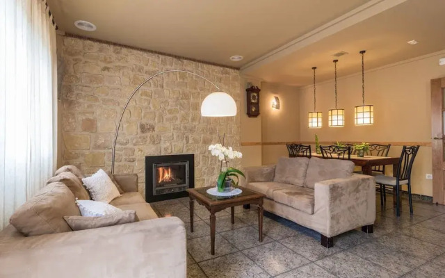 The Ca Lluis Rural House