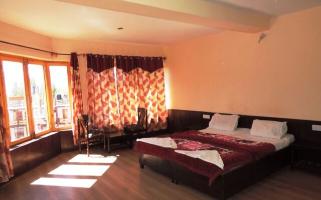 Hotel Kanika Himalayanview