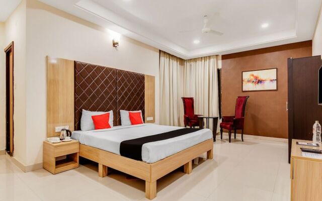 Capital O 19666 Hotel Solitaire