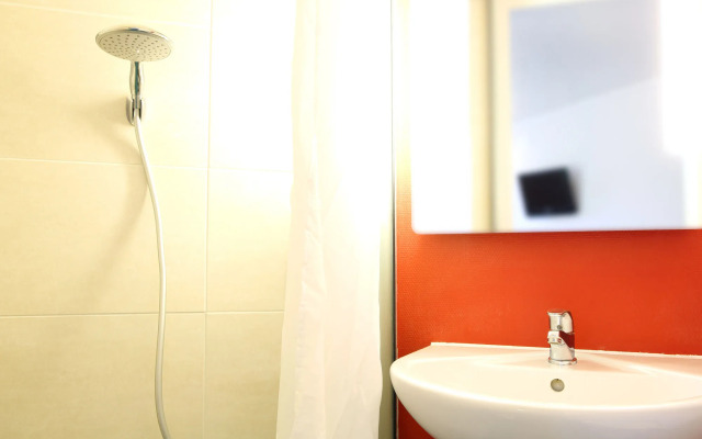 B&b Hotel Narbonne 2