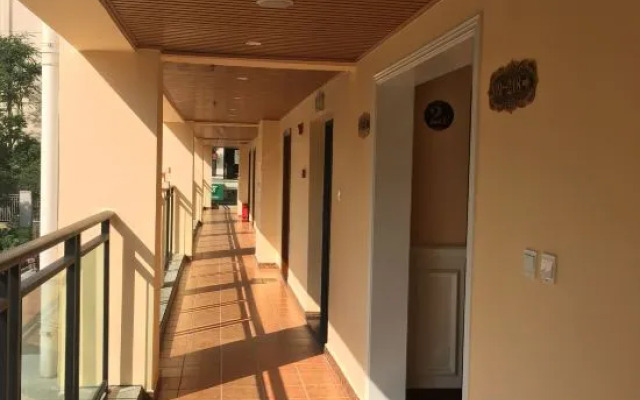 Laiya Boutique Hotel (Southwest University Zhuangyuanbei Subway Station)