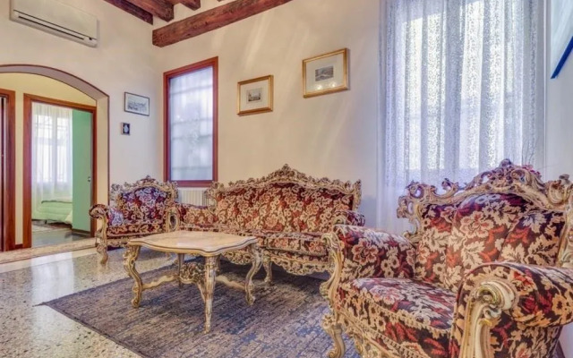 San Moisè Luxury Apartment