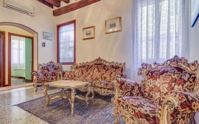 San Moisè Luxury Apartment