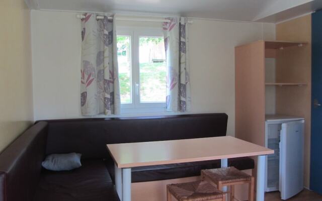 Camping des Etoiles - Mobil-Home