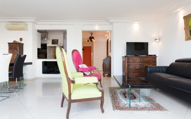 Vaneau agréable 3P sur la croisette, spacieuse terrasse