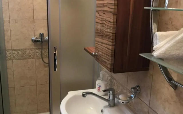 Eden Apartman