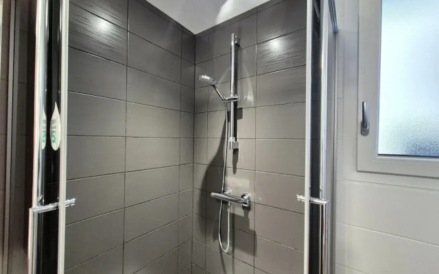Pretty Ground Floor Flat, Beach 800 m