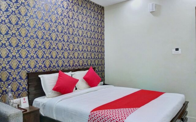 OYO 10521 GCK Suites