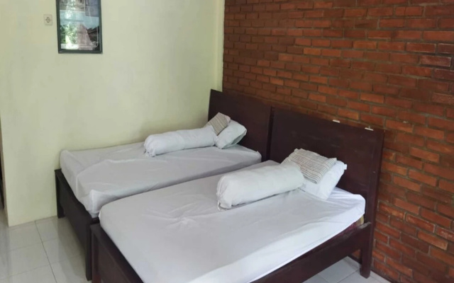 Borobudur Kampung Homestay - M Maslah