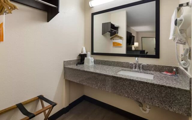 Econo Lodge