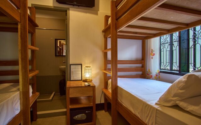 Amakan Bed Bunk Breakfast