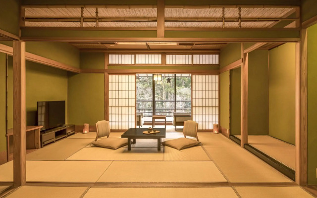 Ooedo Onsen Monogatari Premium Yoshinoya Irokuen