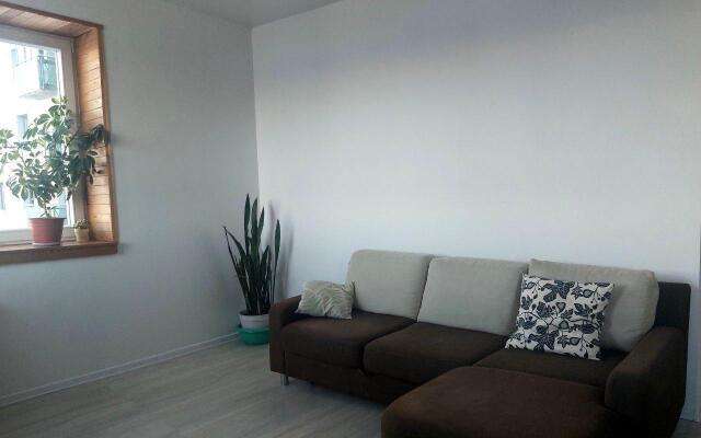 Olivinn на набережной Варкауса