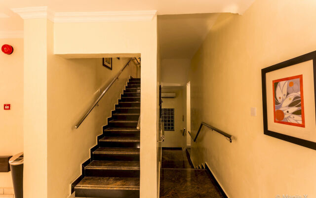 Morning Side Suites Etim Inyang